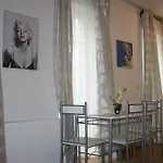 Marilyn アパート