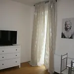 Marilyn